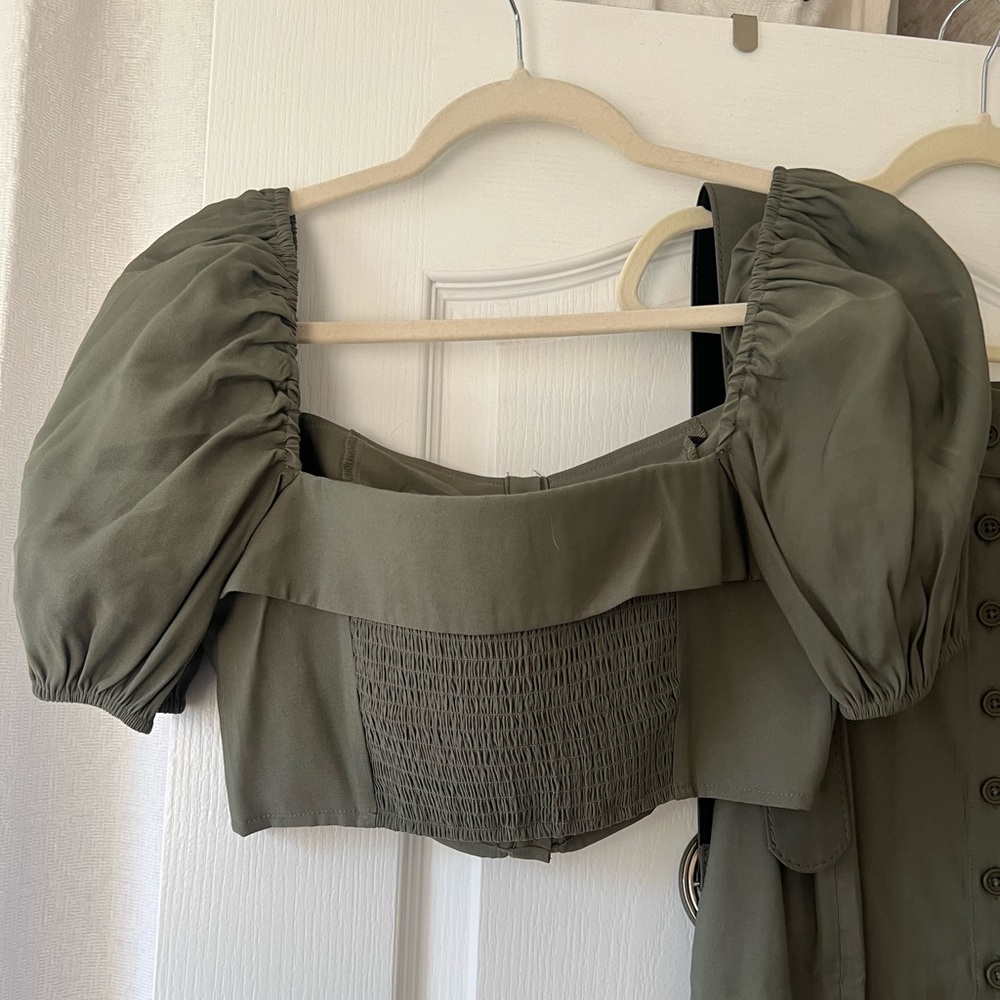 Backyard Roses Green Two-piece Set - Picture 4 of 6
